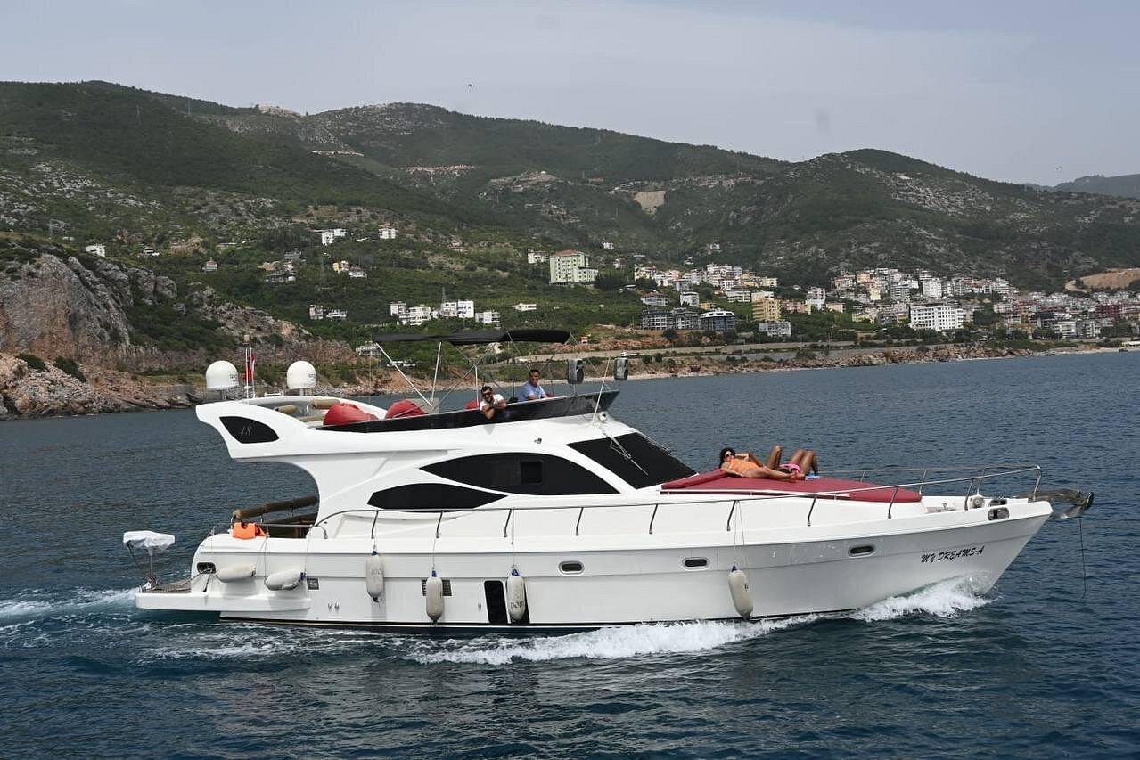 Private Yacht Tour — experience view 4